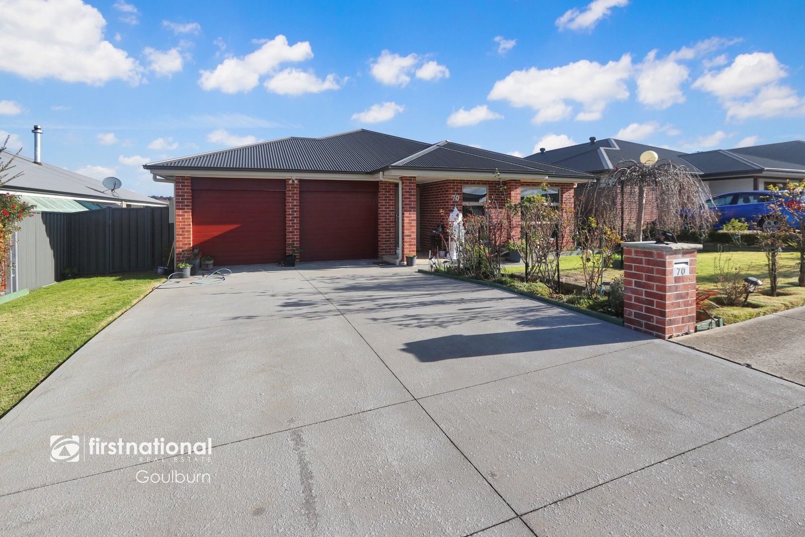 4 bedrooms House in 70 Mewburn Drive GOULBURN NSW, 2580