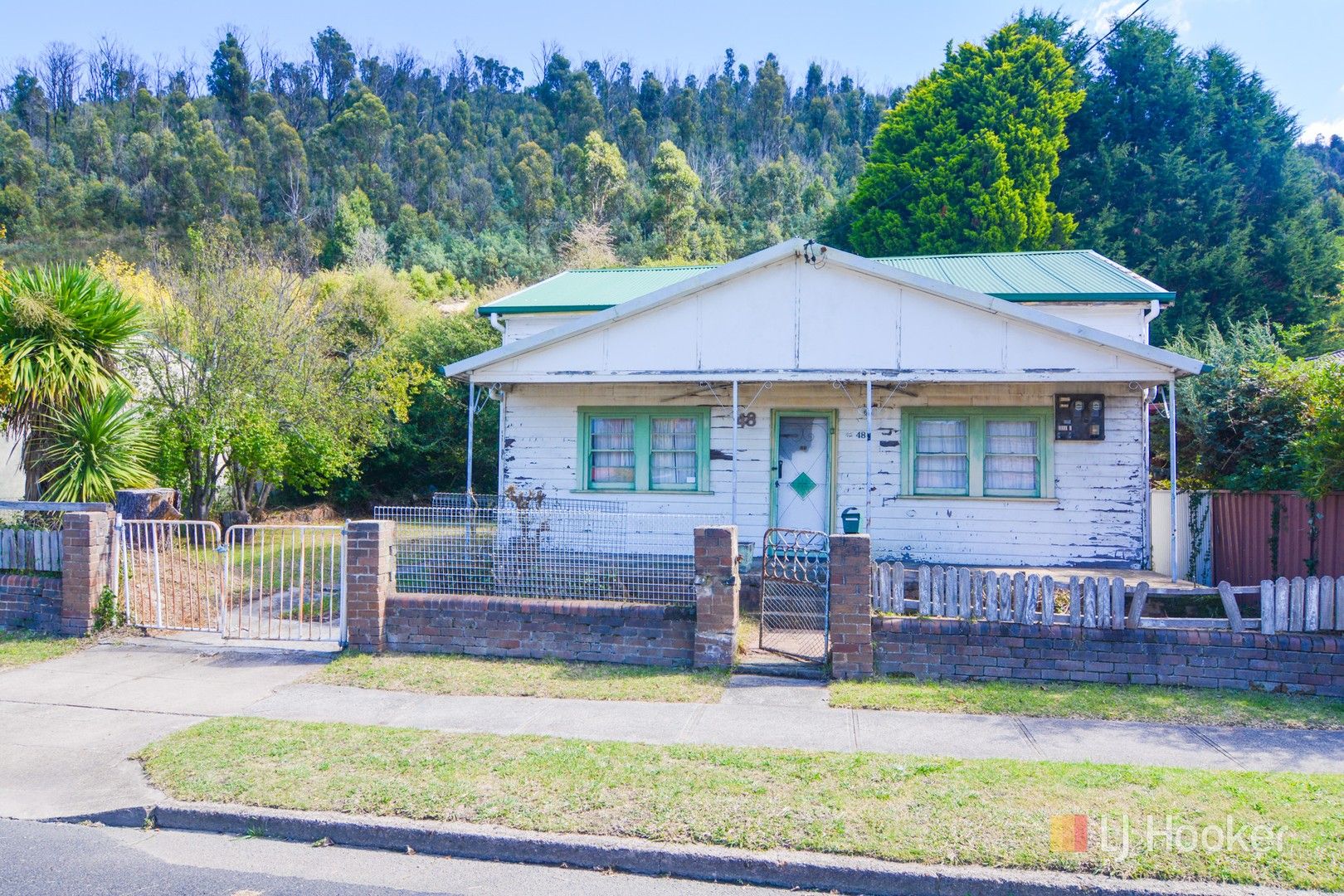 2 bedrooms House in 48 Macauley Street LITHGOW NSW, 2790