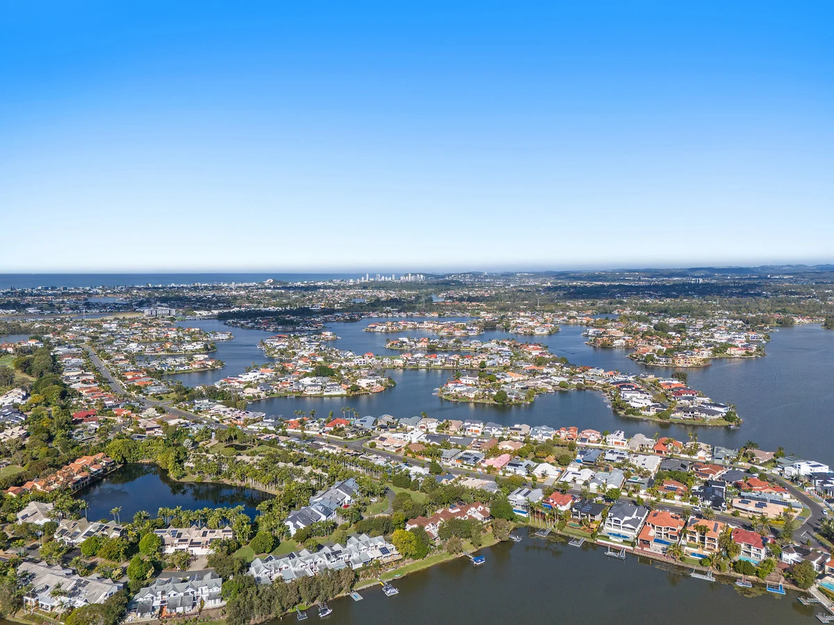 Additional image 19 of 1 Greystone/125 Santa Cruz Boulevard, Clear Island Waters QLD 4226