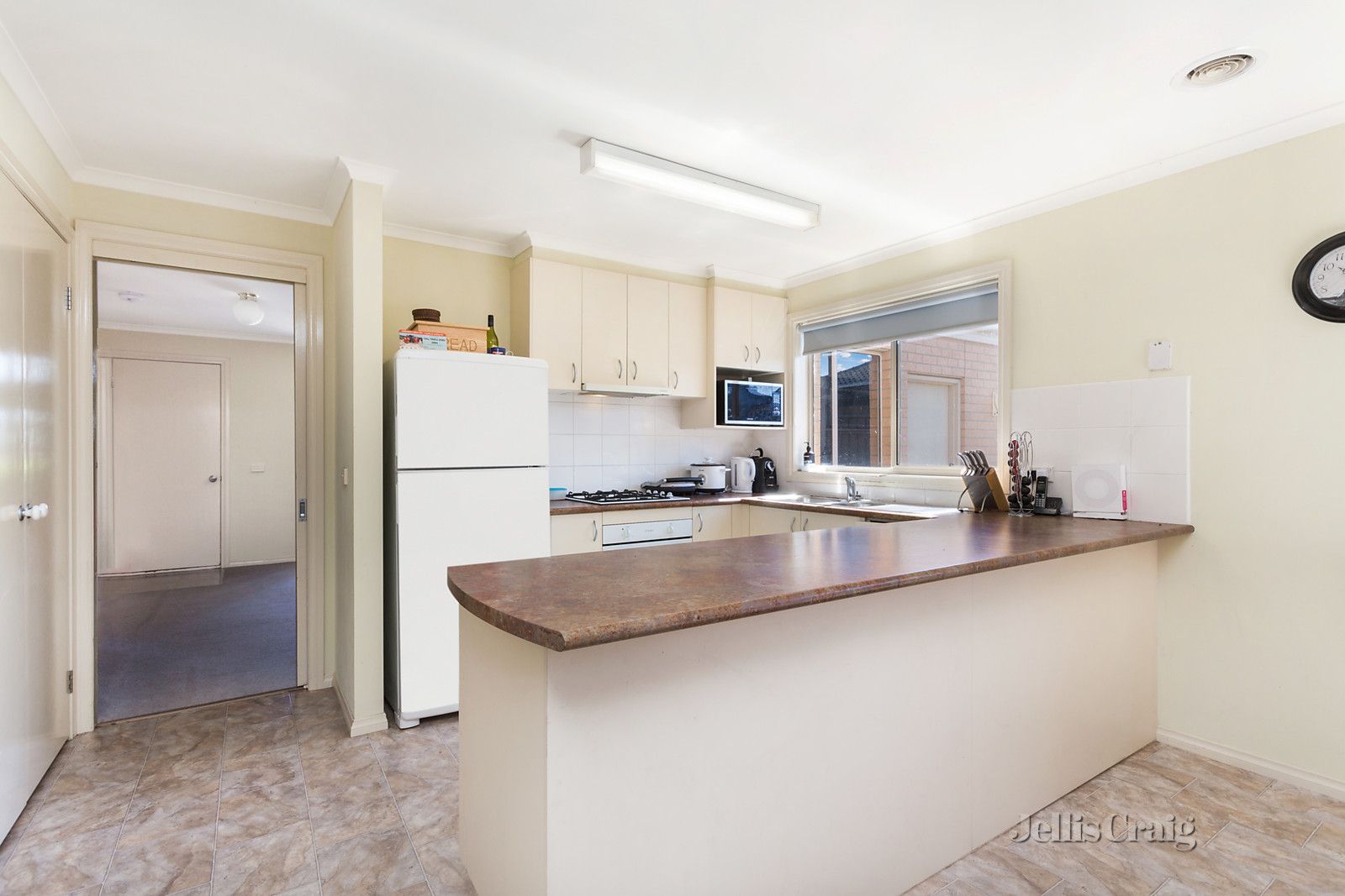 10a Acacia Drive, Kyneton VIC 3444, Image 2