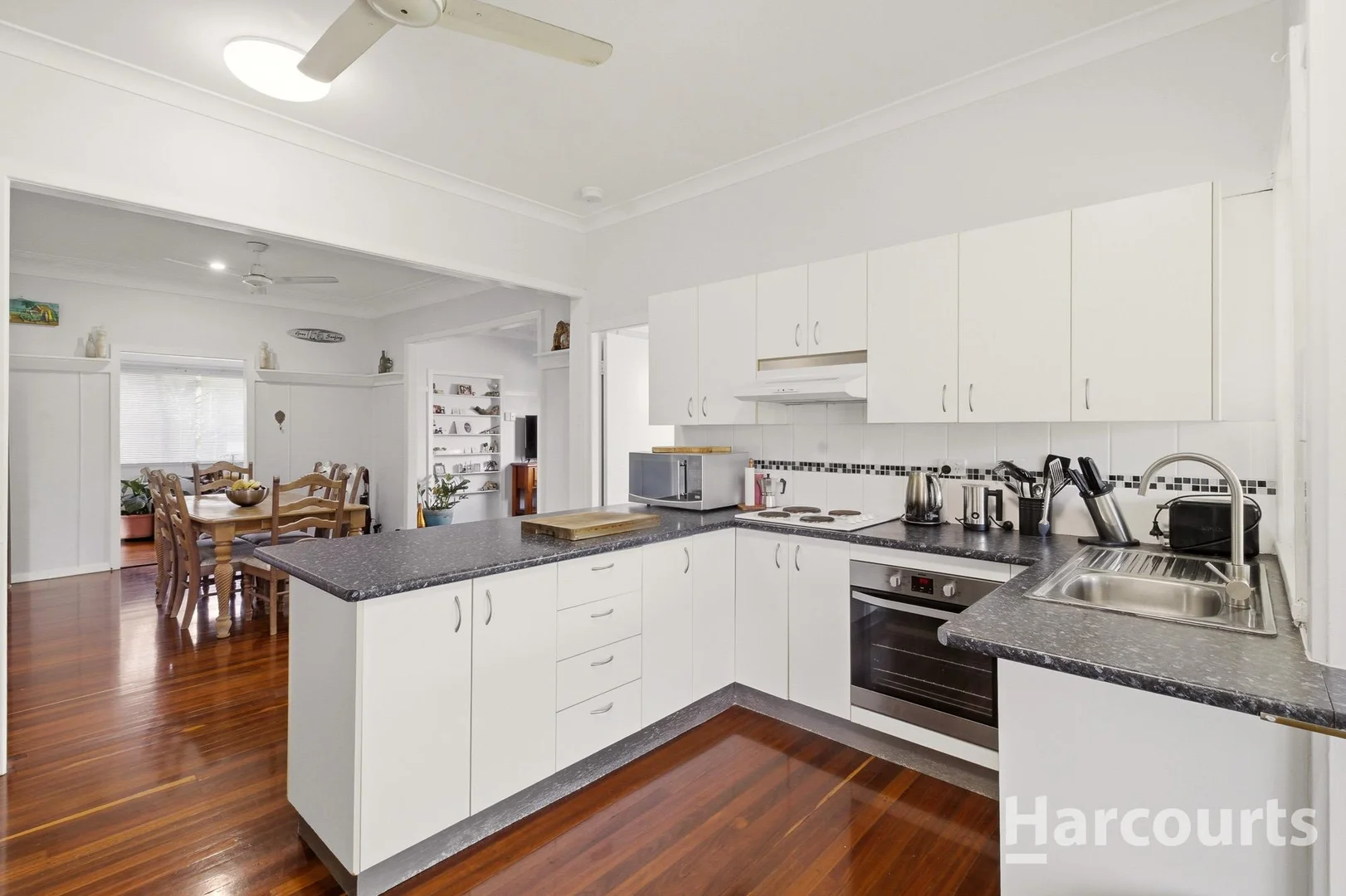 Additional image 6 of 27 Caringa Street, Urangan QLD 4655