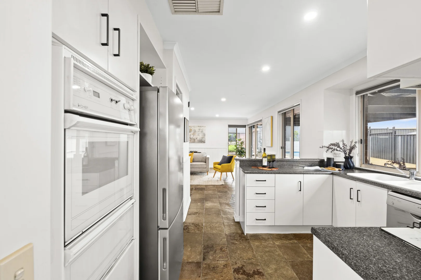 Additional image 6 of 28 Antonia Circuit, Hallett Cove SA 5158