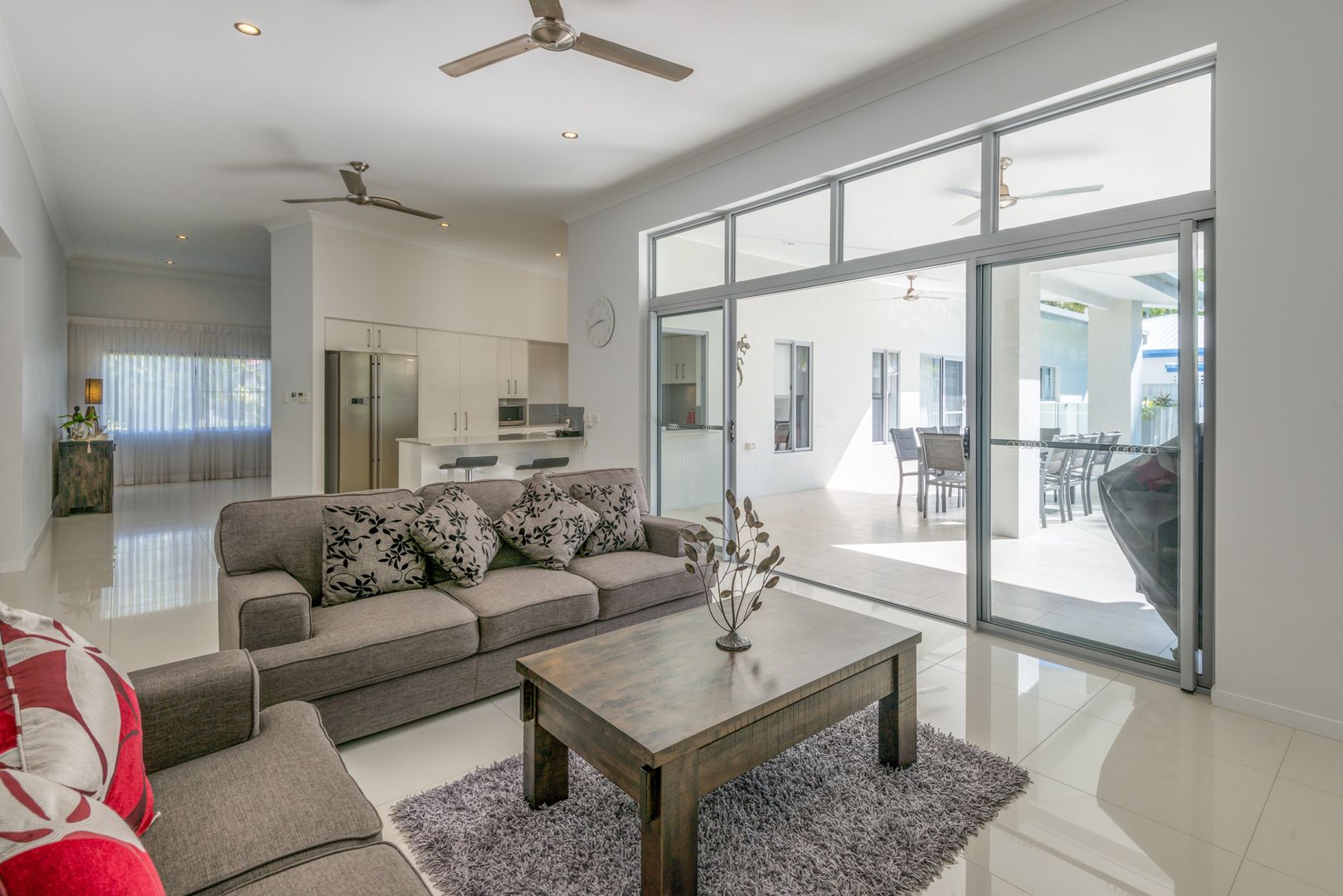 12-14 Lambus St, Palm Cove QLD 4879, Image 1