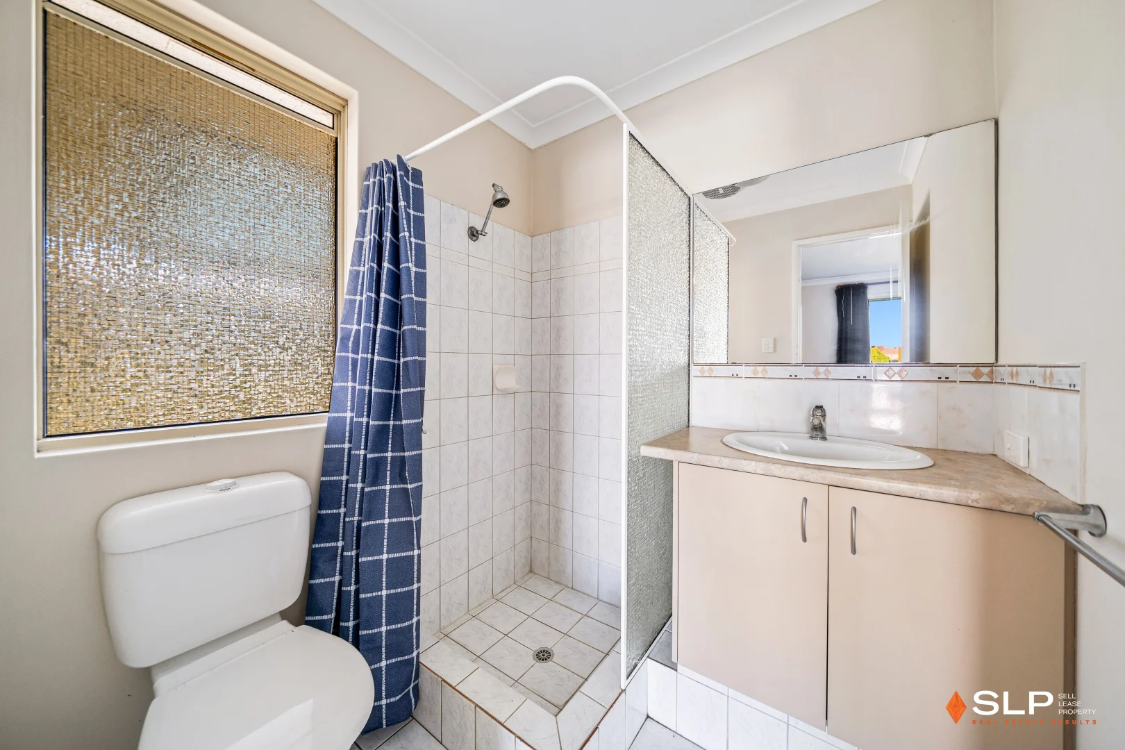 Additional image 11 of 30 Combewood Loop, Carramar WA 6031