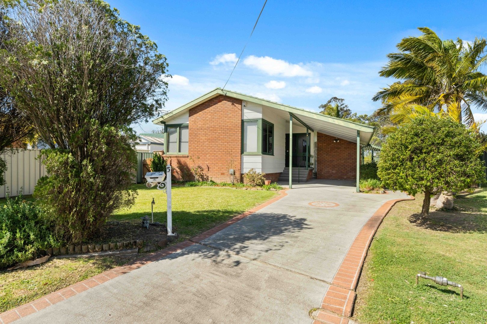 3 bedrooms House in 5 Bataan Street NOWRA NSW, 2541