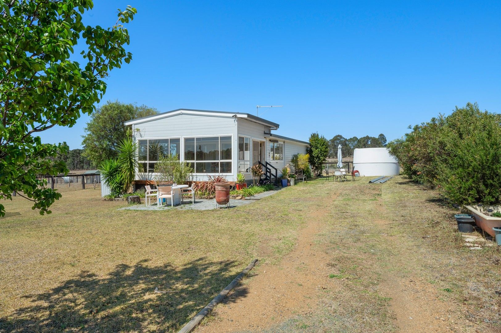2 bedrooms House in 137a Dry Creek Road ELLALONG NSW, 2325