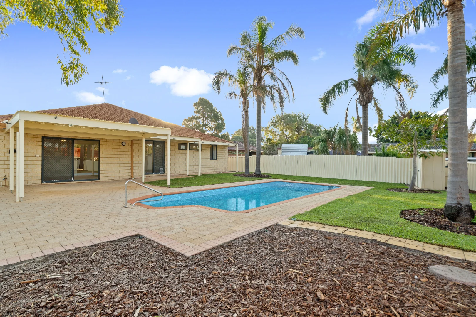 Additional image 25 of 4 Balmoral Parade, Halls Head WA 6210