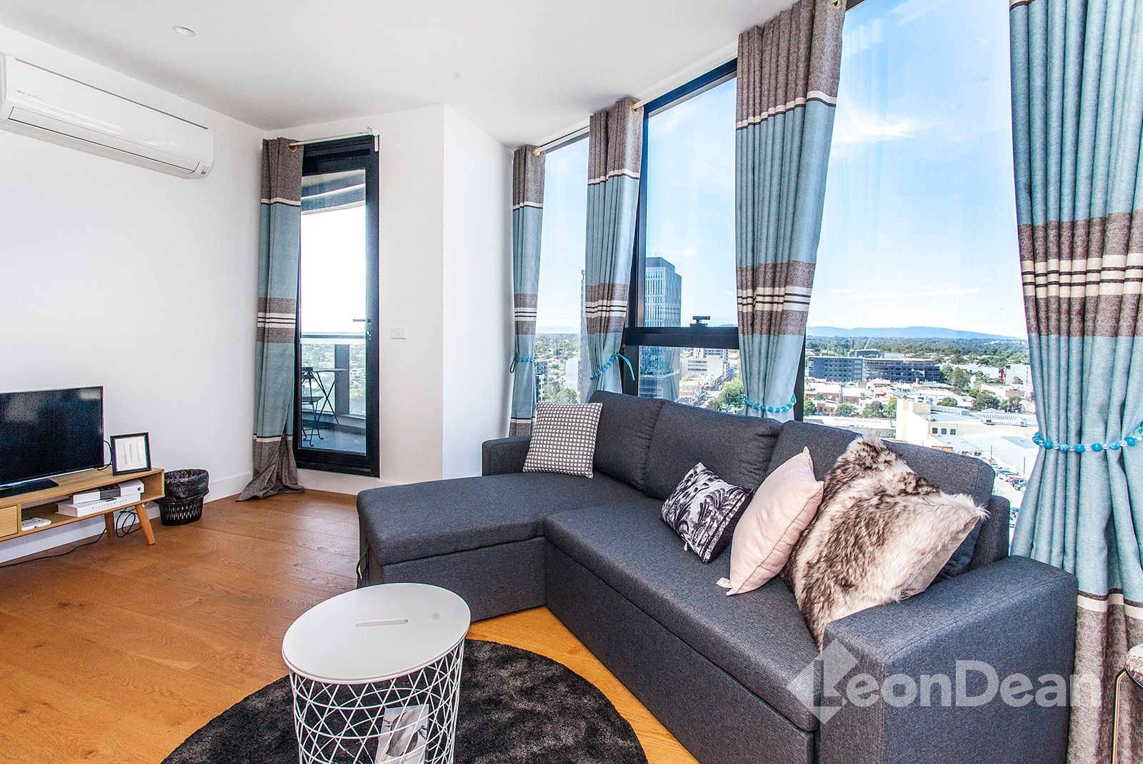 1419/850 Whitehorse Road, Box Hill VIC 3128 Apartment For Rent 650
