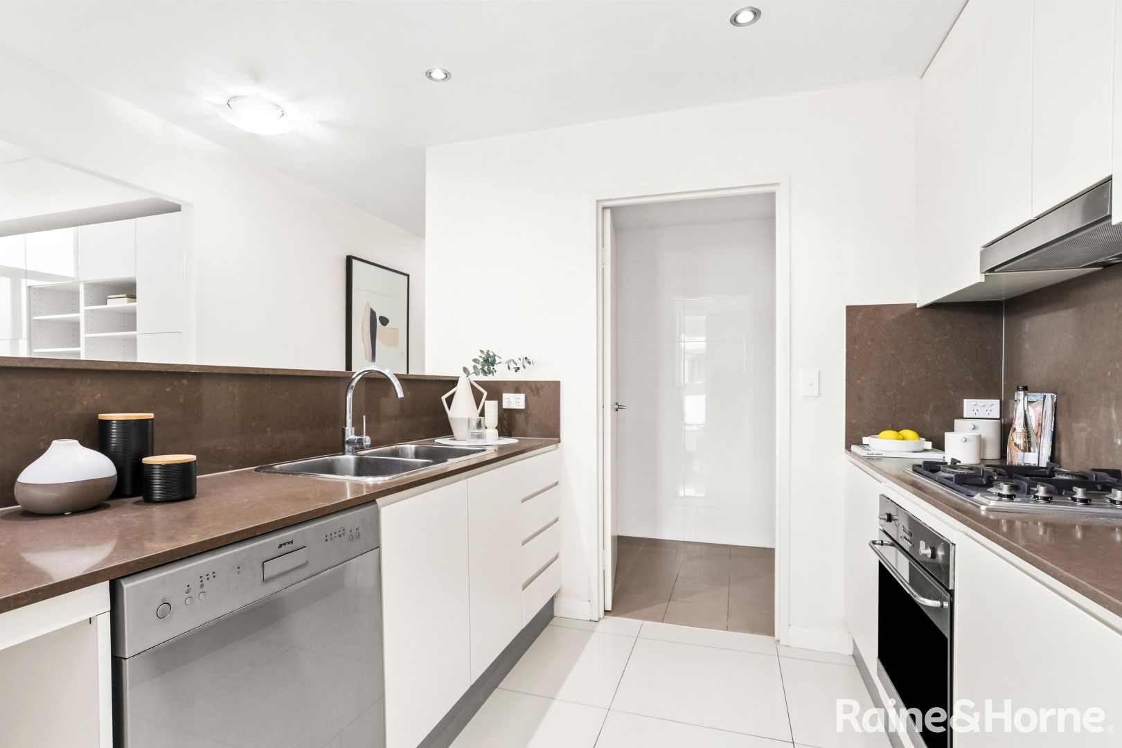 2604/43-45 Wilson Street, Botany NSW 2019, Image 2