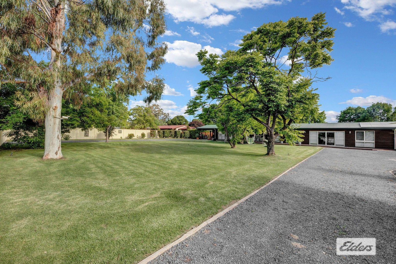 102 Victoria Street, Howlong NSW 2643, Image 1