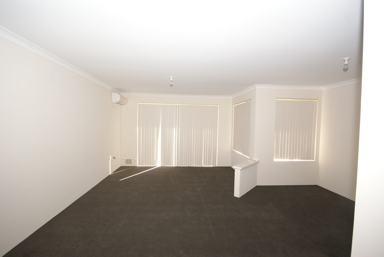 17/4 Marlo Place, Waikiki WA 6169, Image 2