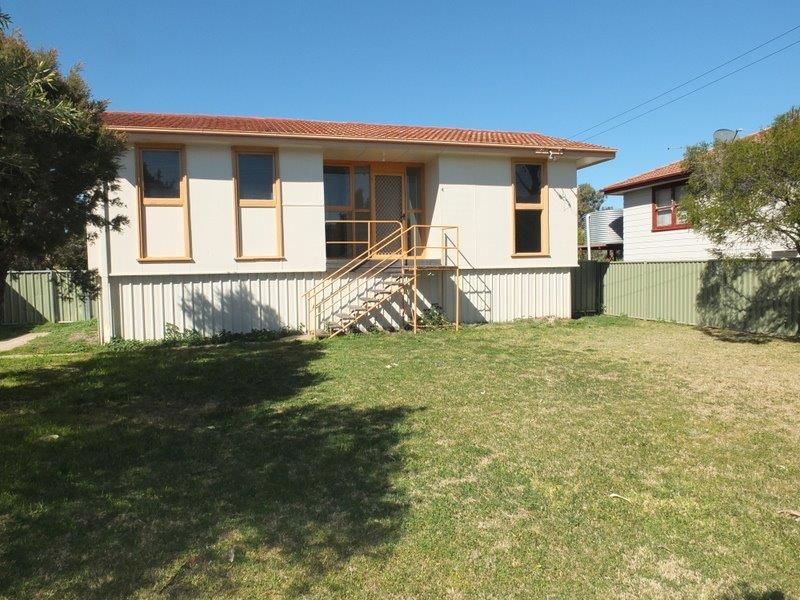 3 bedrooms House in 4 Park Crescent NARRABRI NSW, 2390