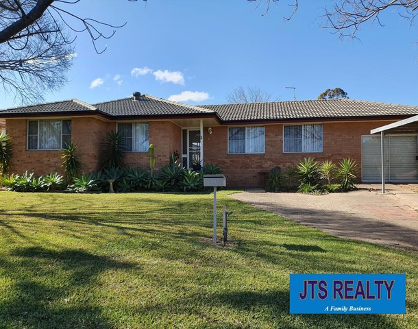 13 Claret Avenue, Muswellbrook NSW 2333