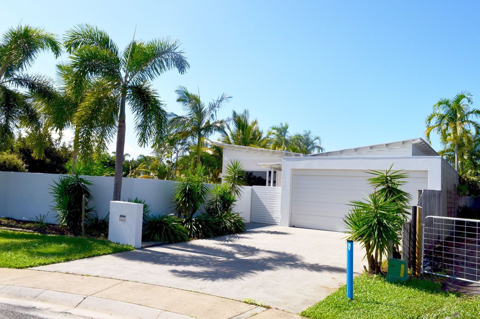 53 Midshipman Street, South Mission Beach Property History & Address
