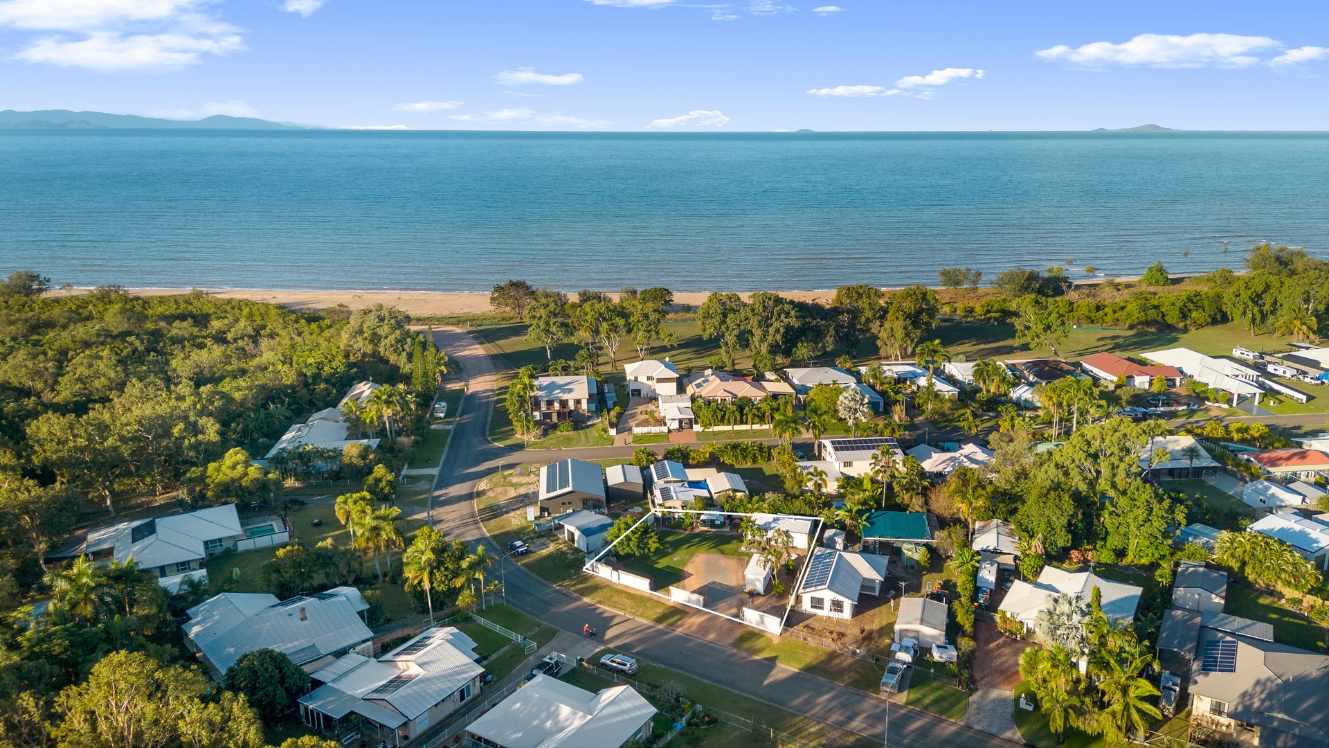 28 Borton Street, Balgal Beach QLD 4816, Image 0