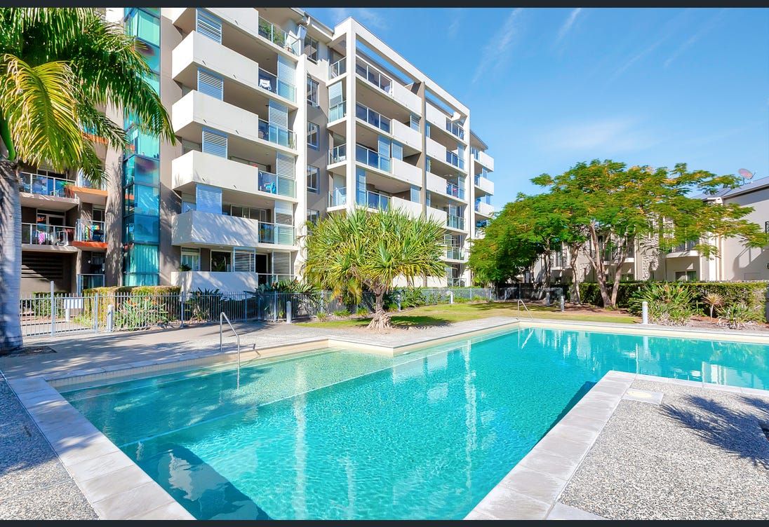 3 bedrooms Apartment / Unit / Flat in 1205/12 Executive Drive BURLEIGH WATERS QLD, 4220