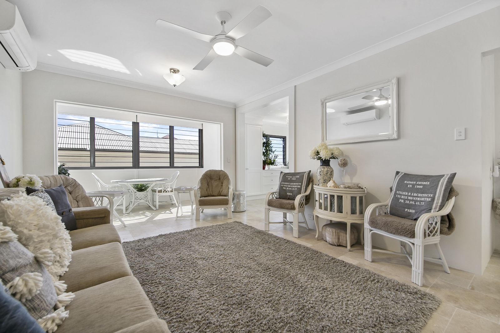 1/427 Esplanade, Manly QLD 4179, Image 1