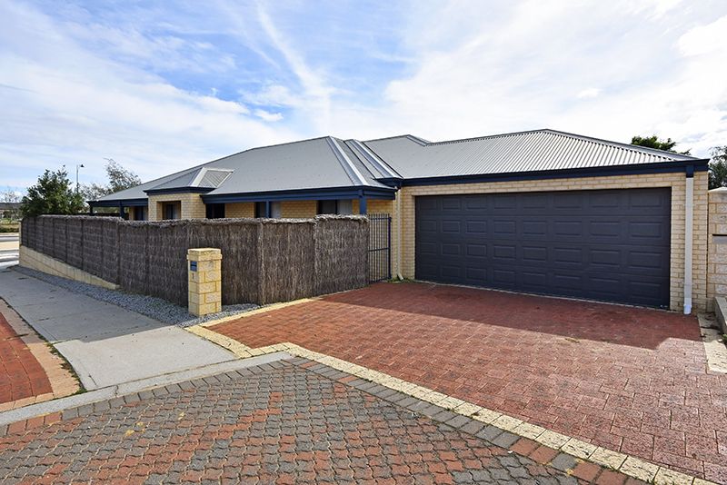 4 bedrooms House in 1 Swavesey Avenue BUTLER WA, 6036