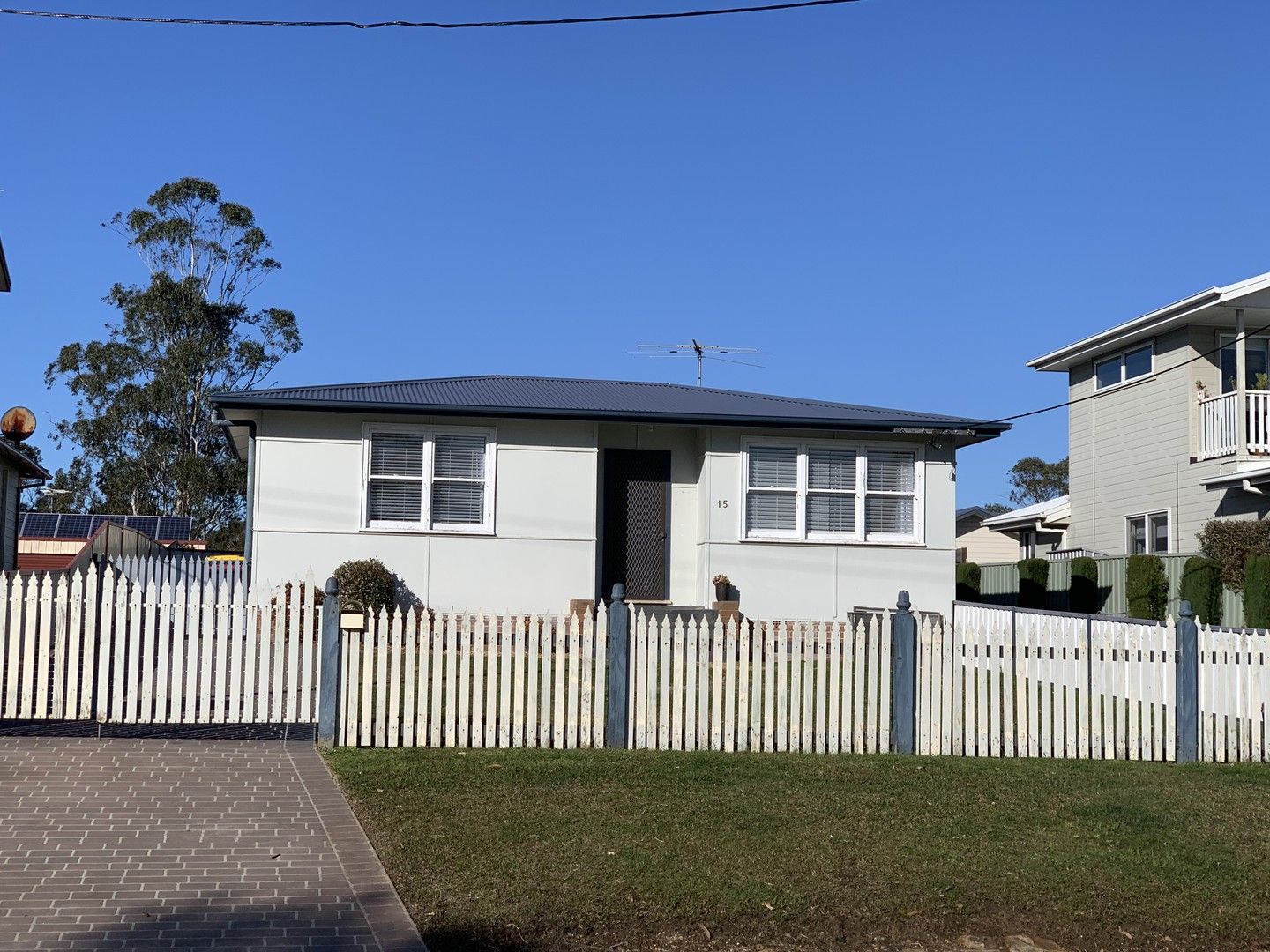 15 Tabratong Road, Helensburgh NSW 2508 House For Rent 550 Domain