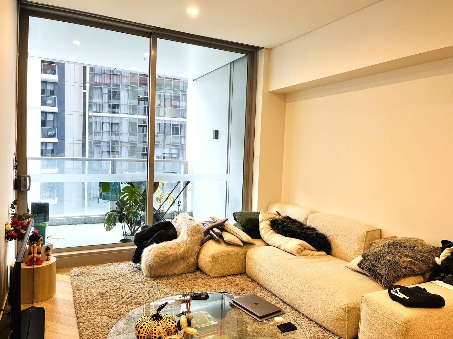 1 bedrooms Apartment / Unit / Flat in 2201/115-119 BATHURST ST SYDNEY NSW, 2000