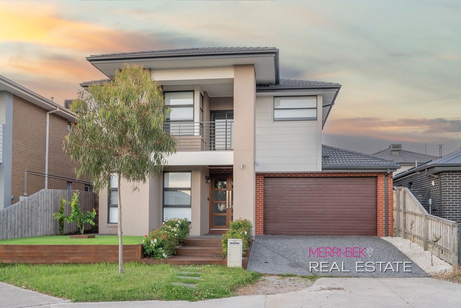 5 bedrooms House in 18 Beryl Crescent GREENVALE VIC, 3059
