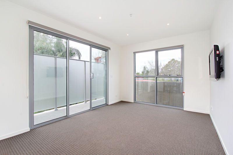 116/7 Dudley Street, Caulfield East VIC 3145, Image 2