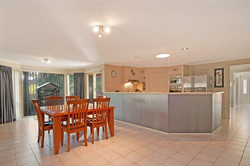 171 Woodbury Park Drive, MARDI NSW 2259, Image 2