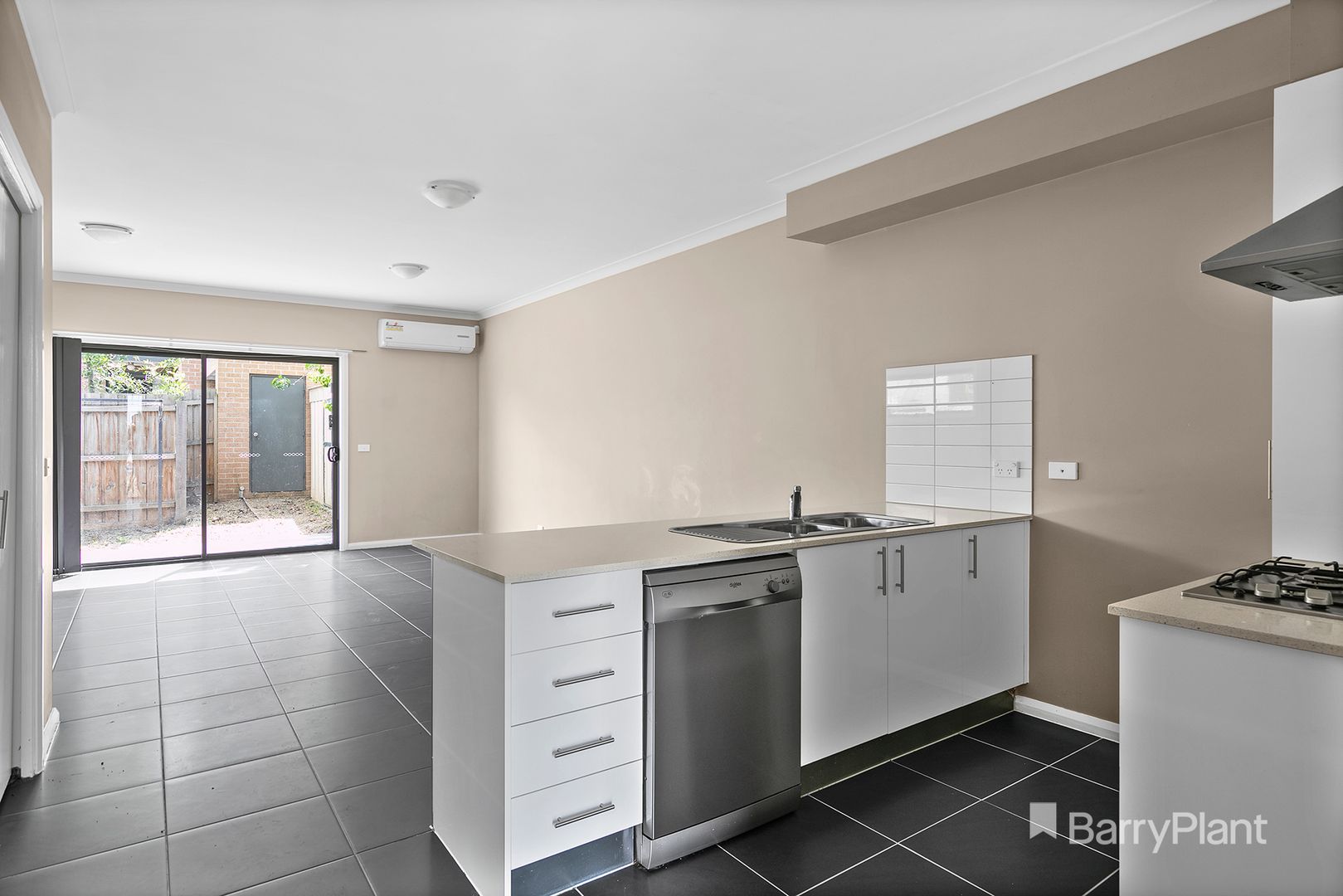 5/49 Gibson Street, Broadmeadows VIC 3047, Image 2