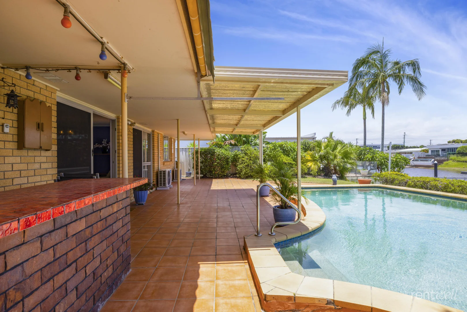 47 Beverley Crescent, Broadbeach Waters QLD 4218 - House For Rent | Domain