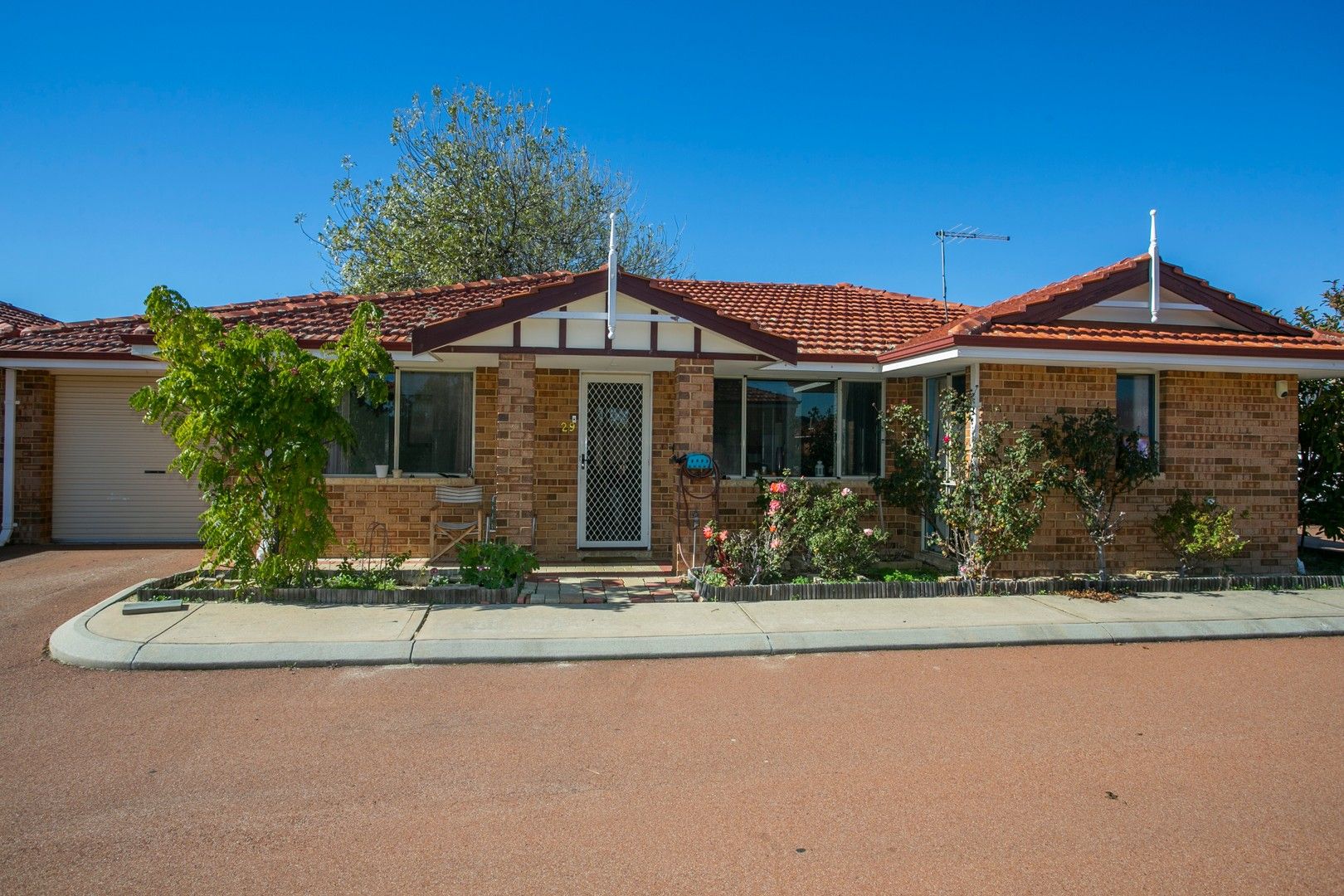 3 bedrooms House in 29/100 Great Northern Highway MIDLAND WA, 6056