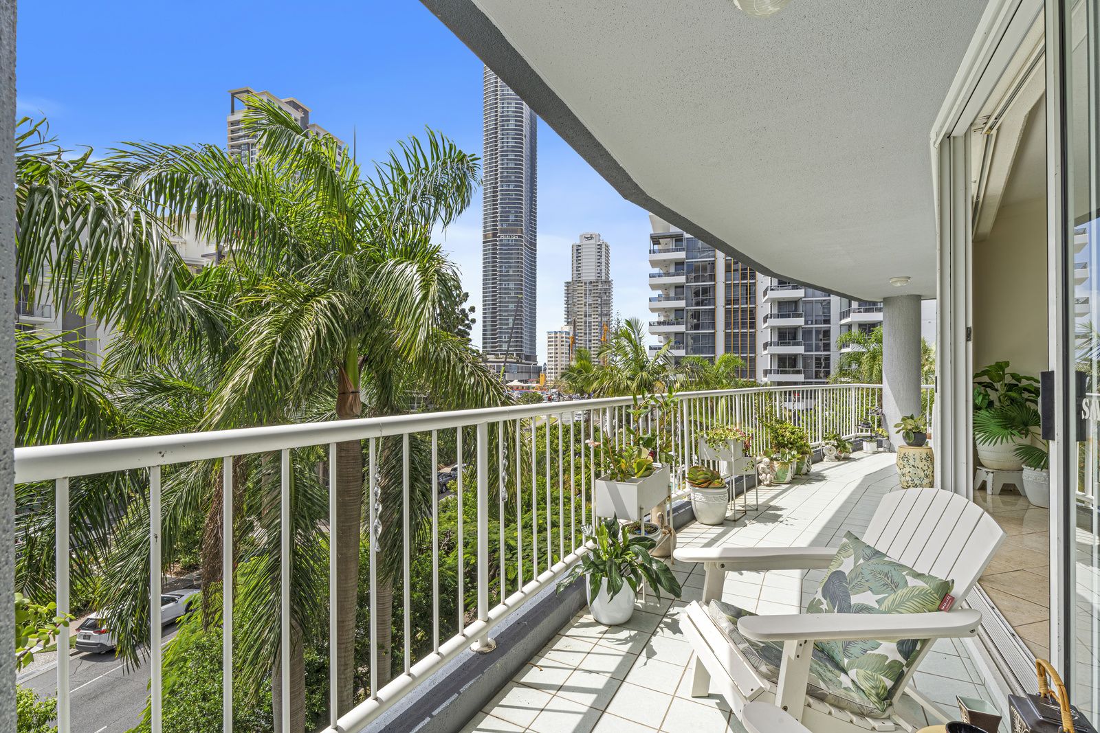 15/19 Riverview Parade, Surfers Paradise QLD 4217, Image 2