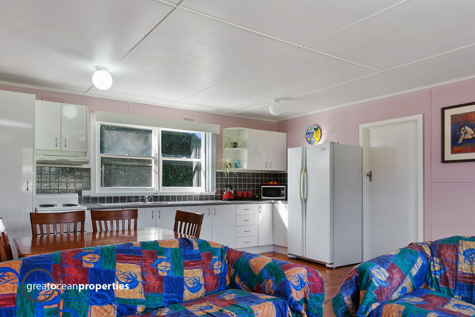 61A Montrose Avenue, Apollo Bay VIC 3233, Image 2