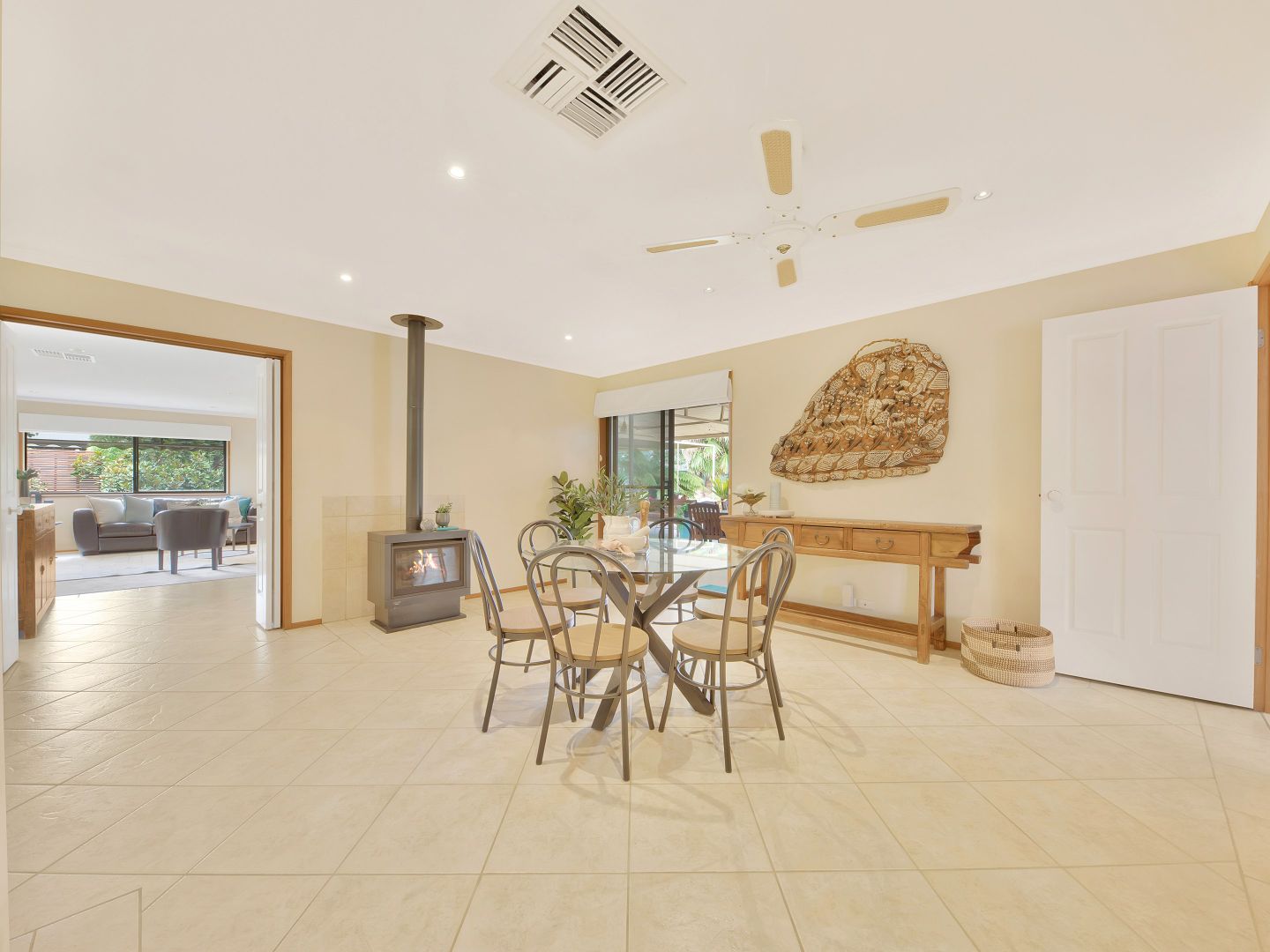 27-29 Russell Street, Howlong NSW 2643, Image 2