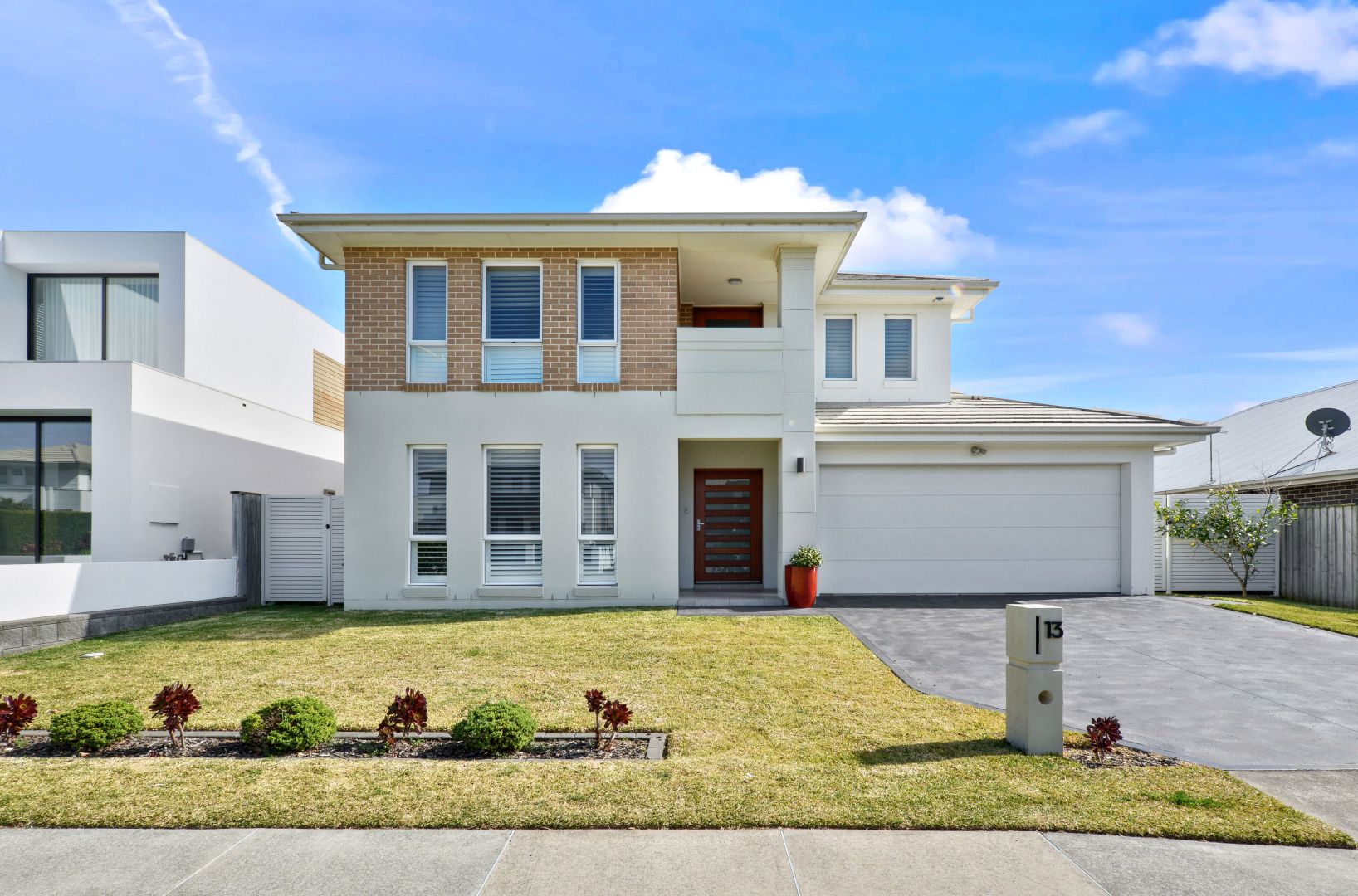 13 Wategos Street, Greenhills Beach Property History & Address