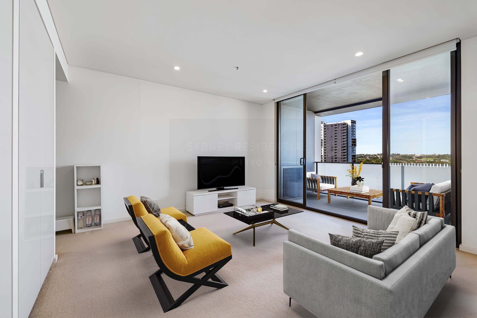 2 bedrooms Apartment / Unit / Flat in 1001/3 George Julius Avenue ZETLAND NSW, 2017