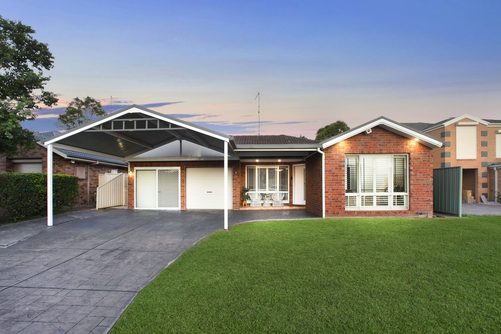 11 Dowding Close, Cecil Hills NSW 2171, Image 0