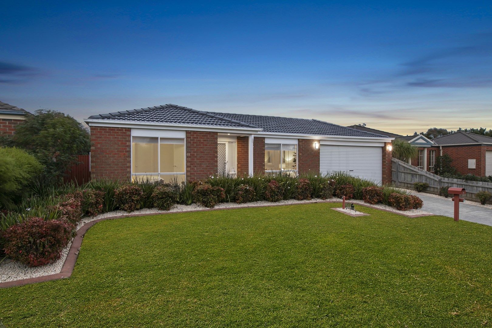 18 Glenn Erin Way, Berwick VIC 3806, Image 0