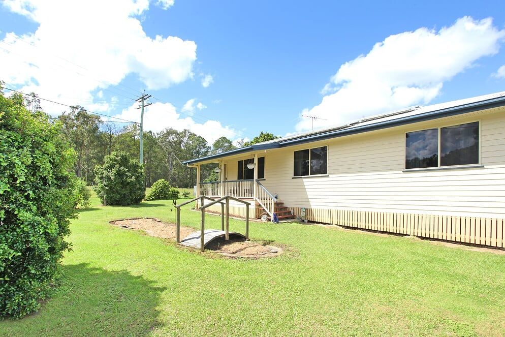 1 Spoonbill Drive, Elimbah QLD 4516, Image 2