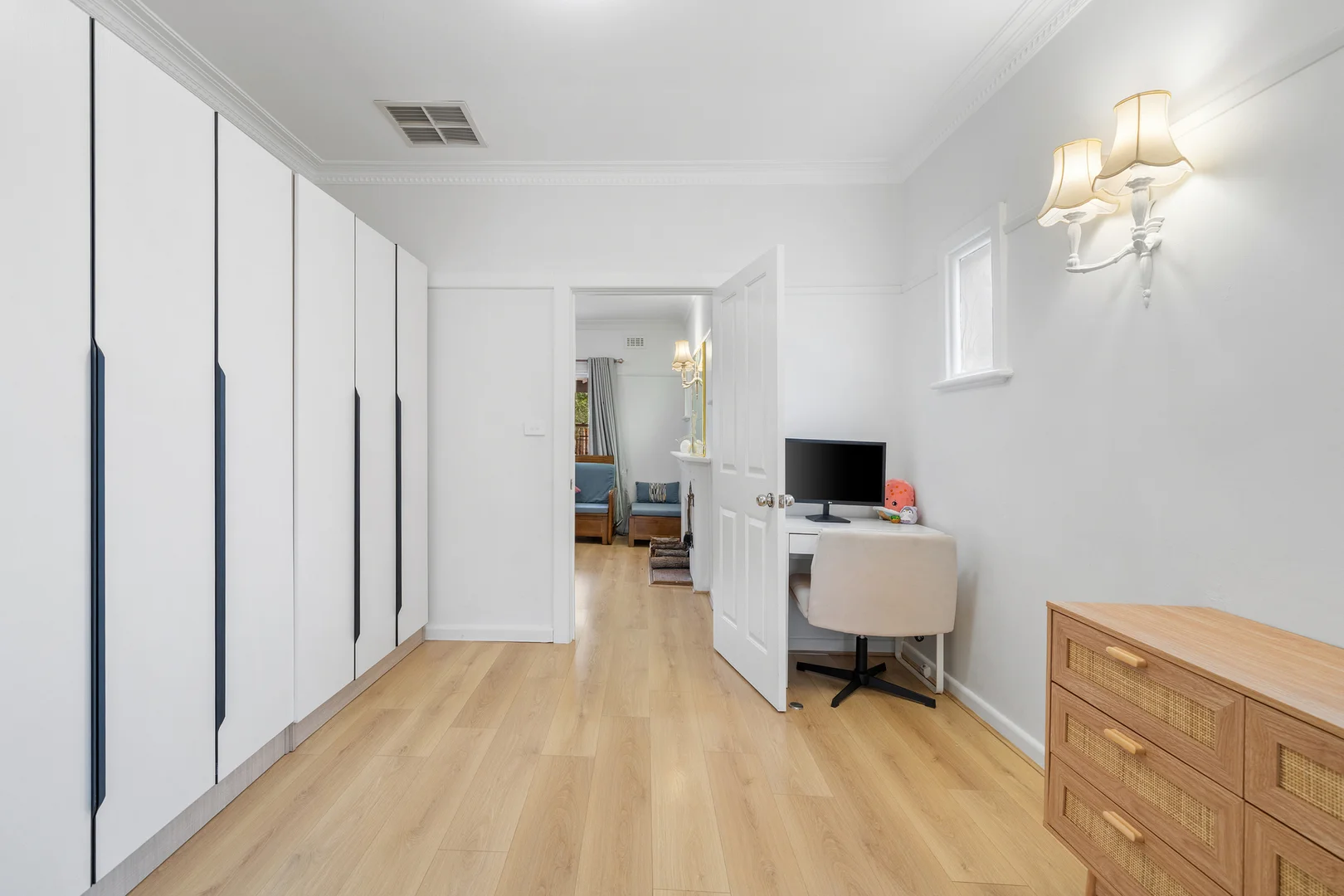 Additional image 8 of 452 Middleborough Road, Blackburn VIC 3130