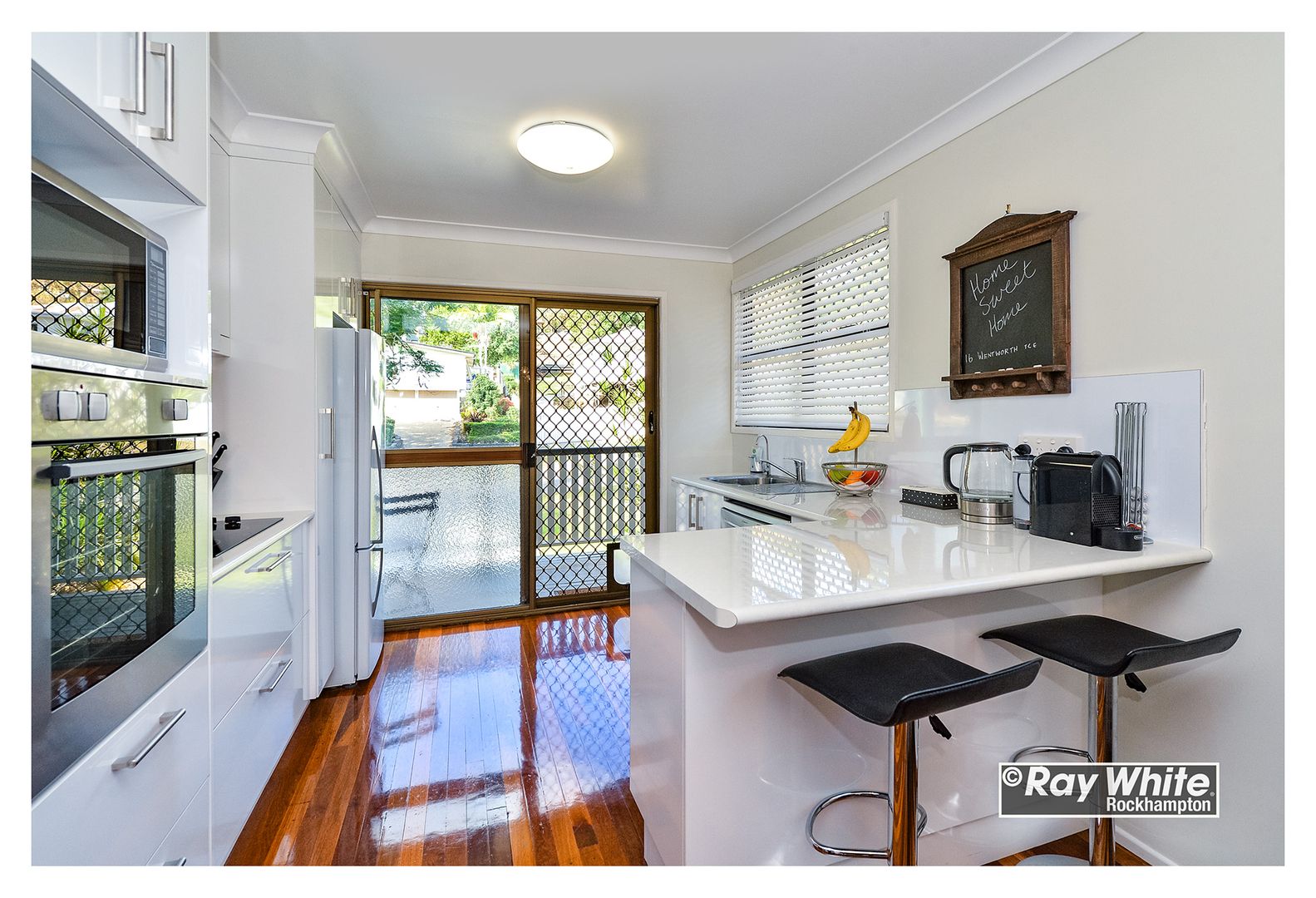 16 Wentworth Terrace, The Range QLD 4700, Image 2