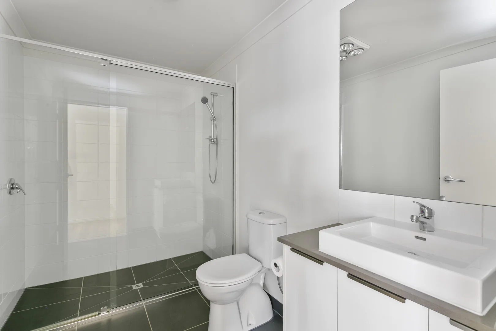 Additional image 10 of 2/11 Poplar Crescent, Bellfield VIC 3081