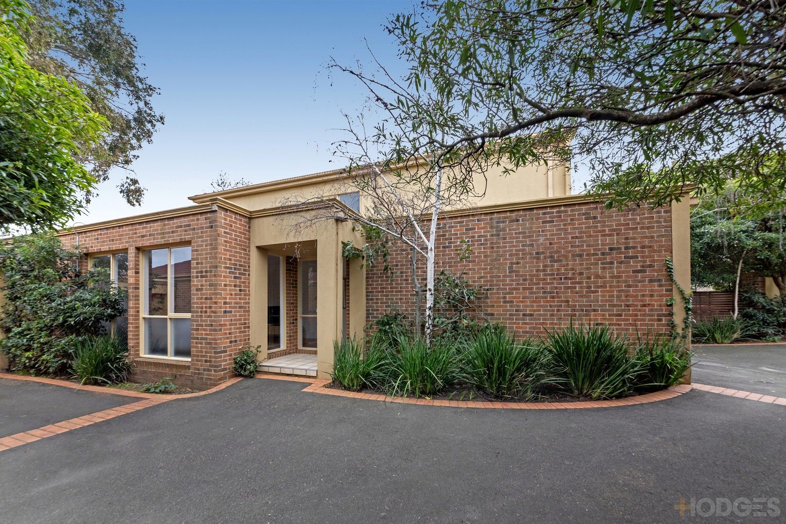 2/11 Roberts Court, Brighton East VIC 3187, Image 0