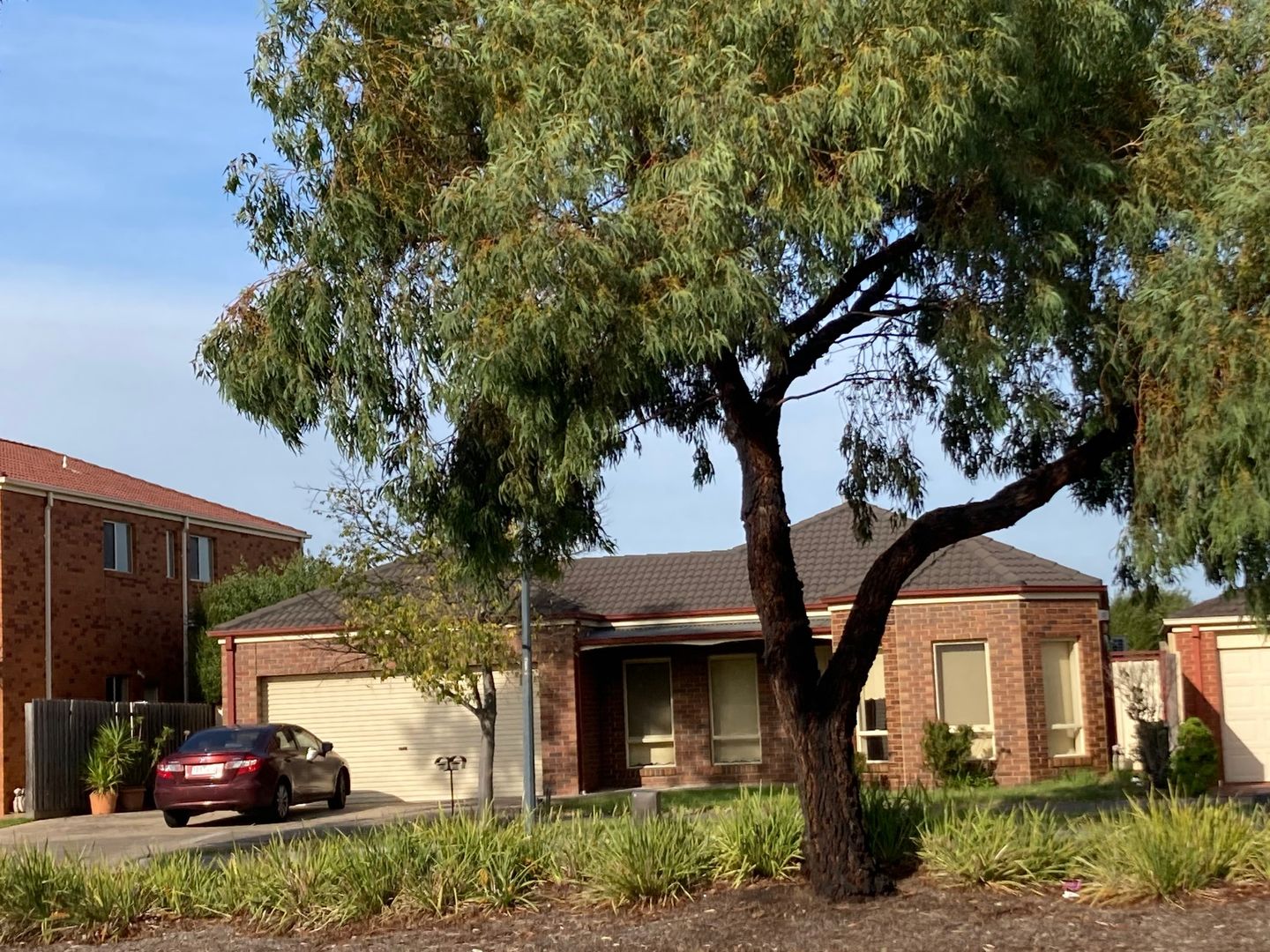 3 bedrooms House in 22 Cairnlea Drive CAIRNLEA VIC, 3023