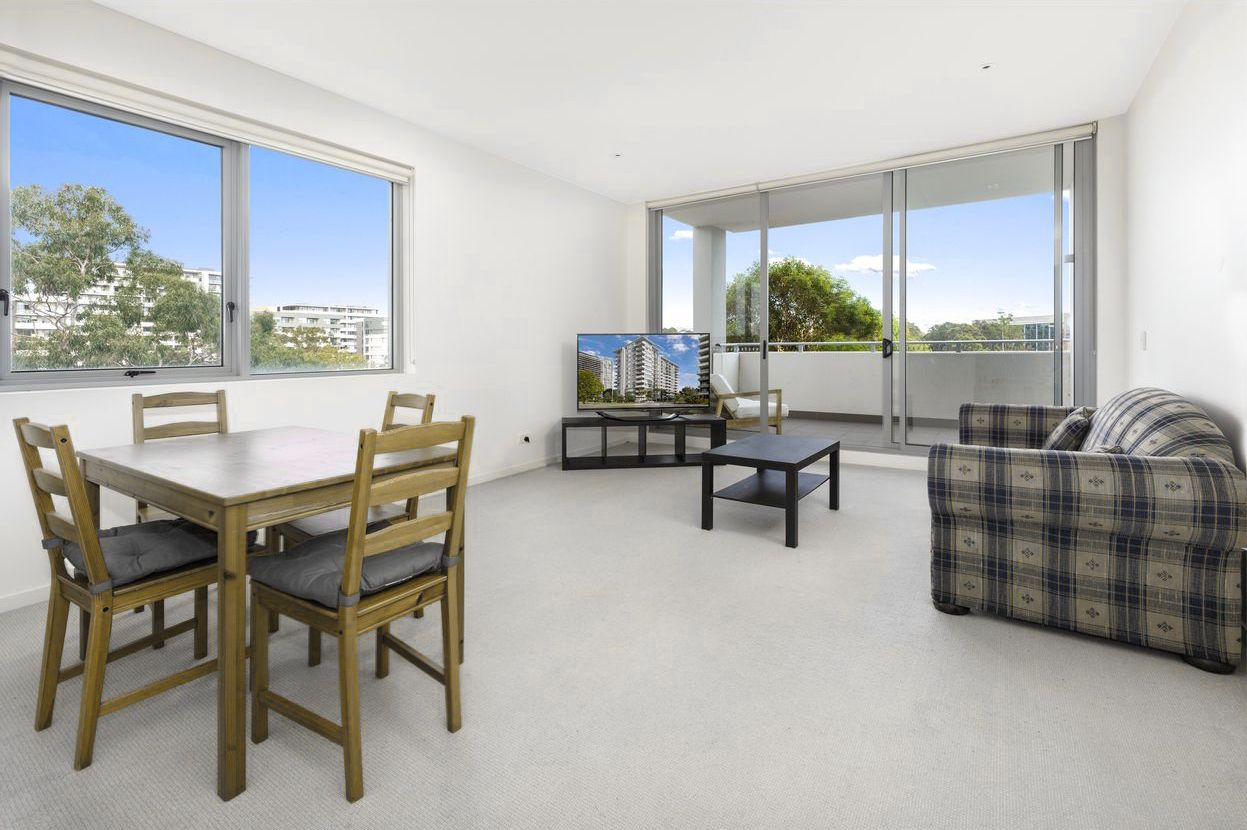 1 bedrooms Apartment / Unit / Flat in E610/1 Saunders Close MACQUARIE PARK NSW, 2113