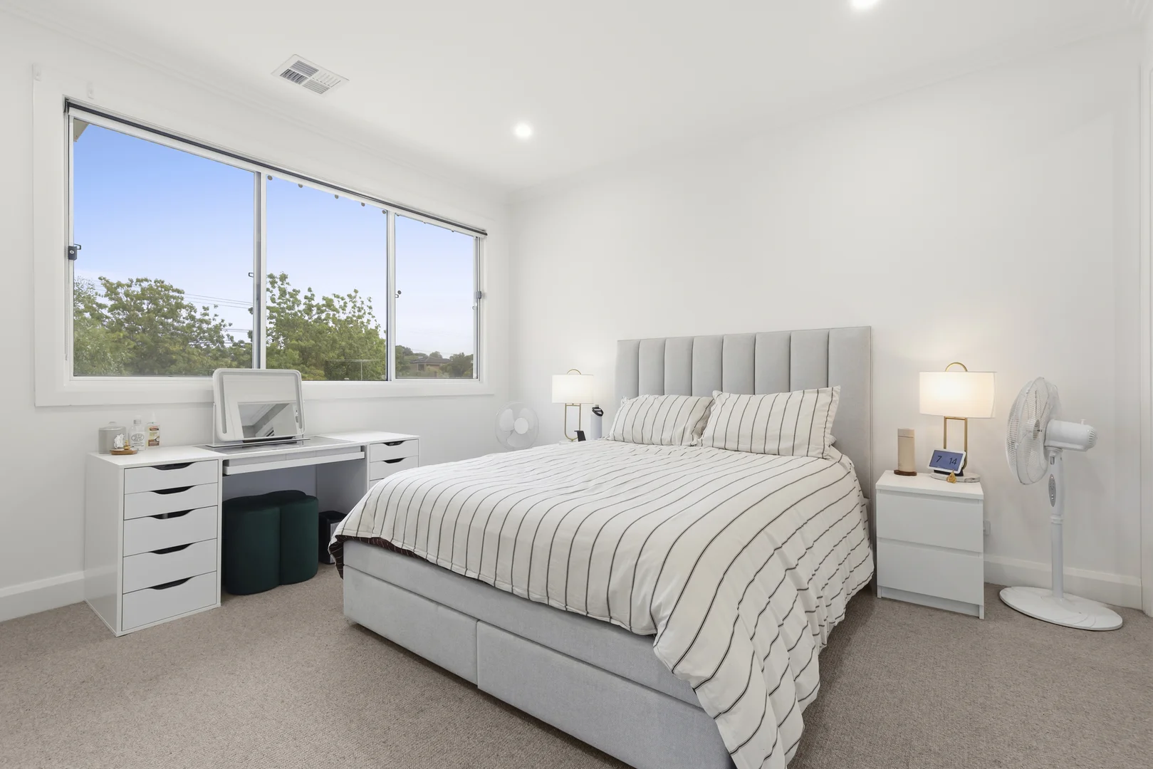 Additional image 11 of 2/16 Hampshire Road, Glen Waverley VIC 3150