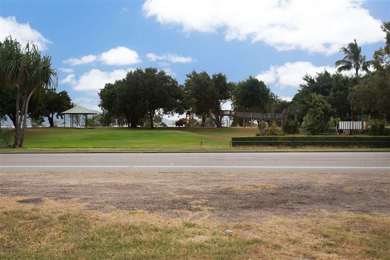 22a Heatleys Parade, BELGIAN GARDENS QLD 4810, Image 2