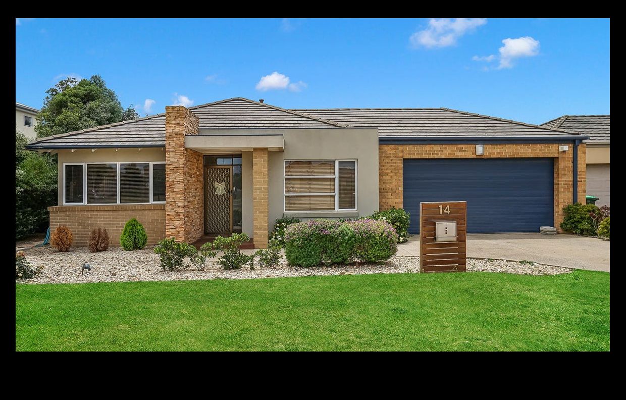 14 West Cornhill Drive, Point Cook VIC 3030 House For Rent 600