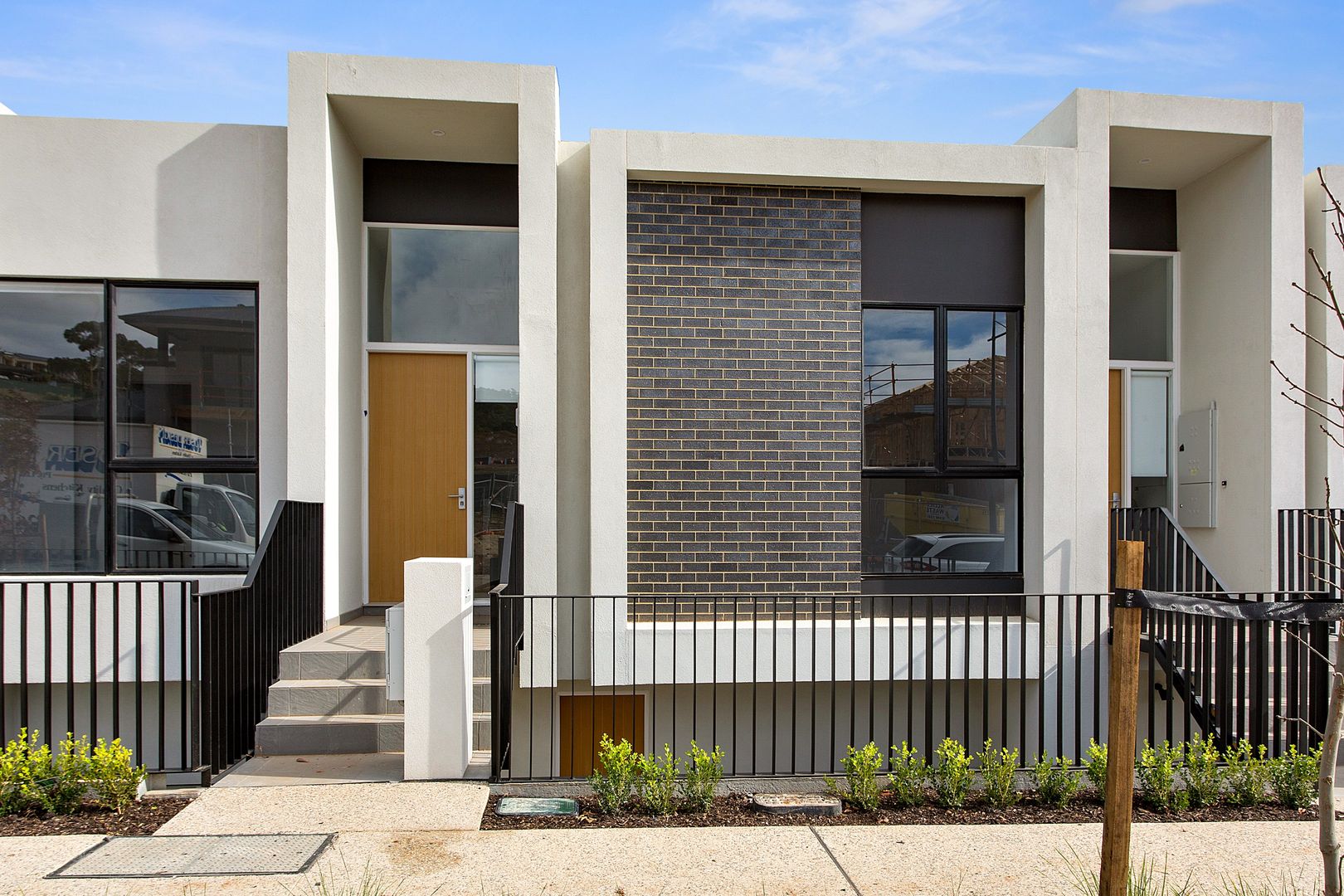 31 Abercrombie Avenue, Woodford Property History & Address Research