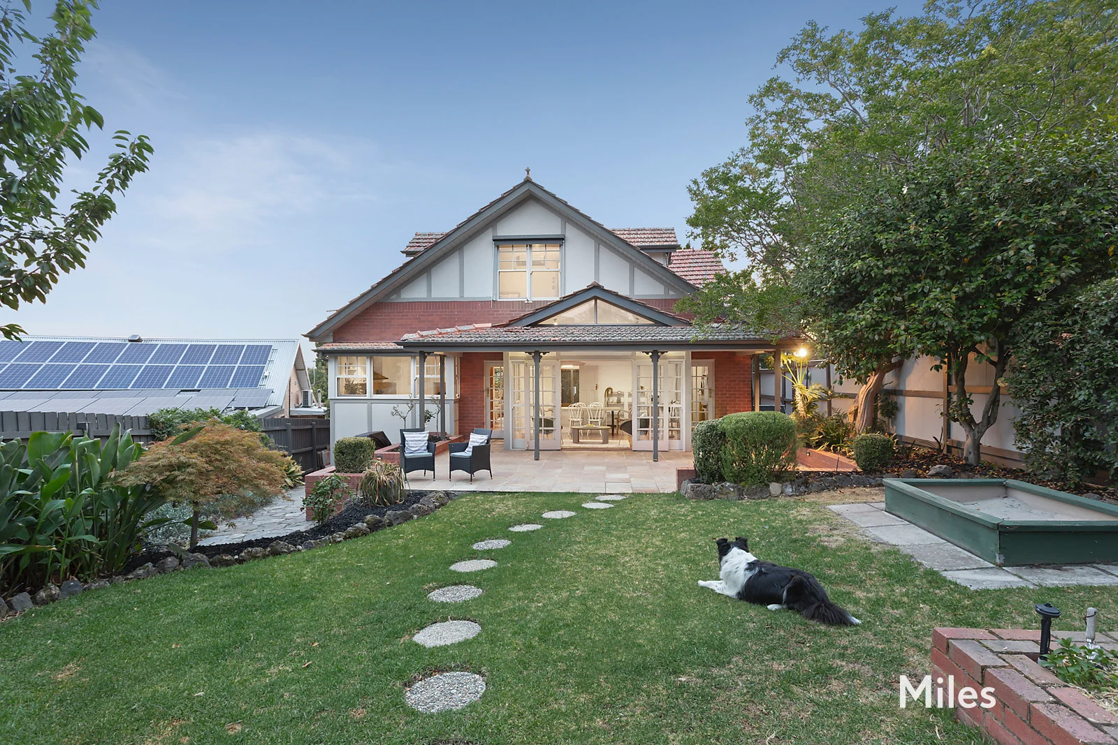 Primary image of 2 Scotts Parade, Ivanhoe VIC 3079