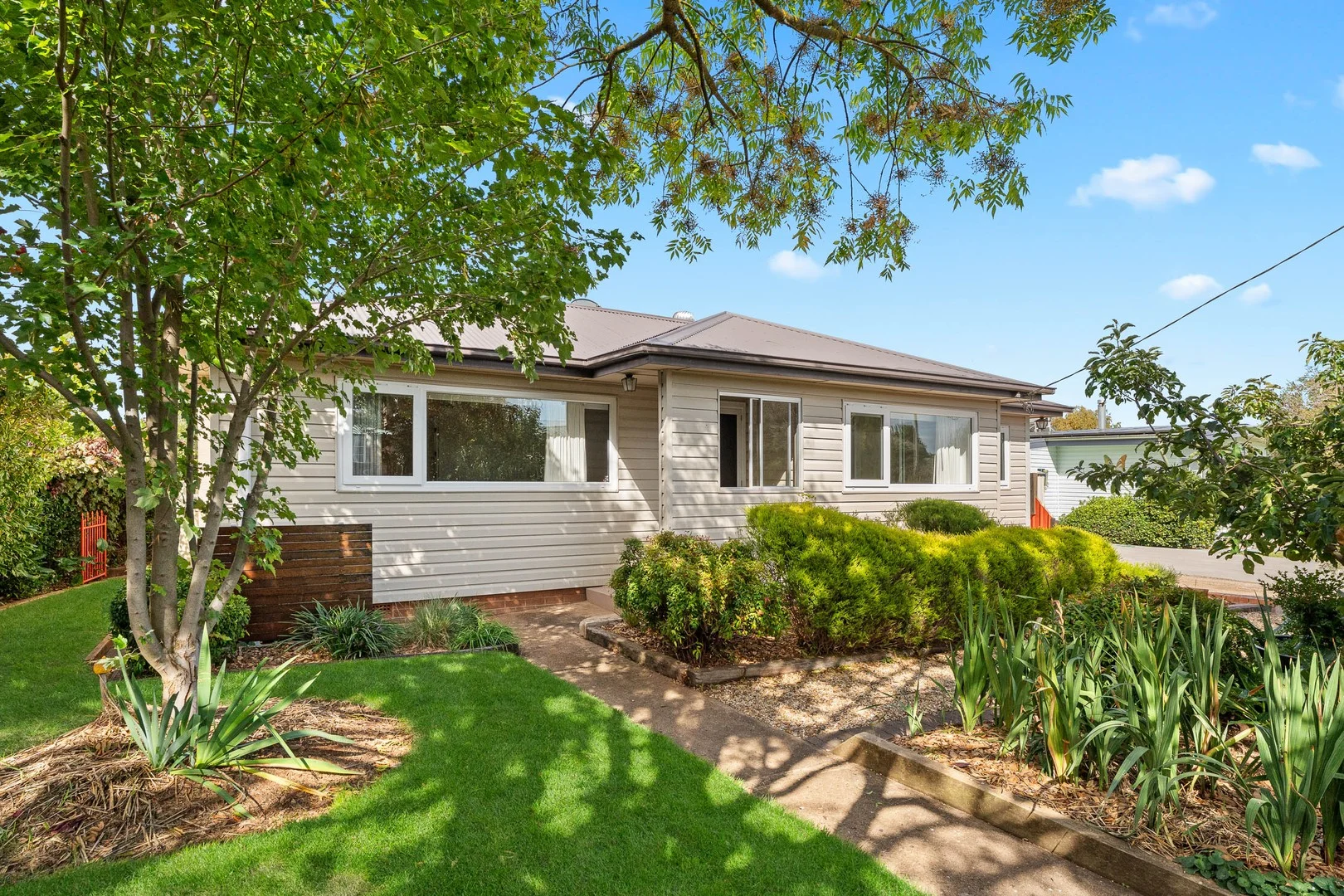 5 Crown Street, Crookwell NSW 2583